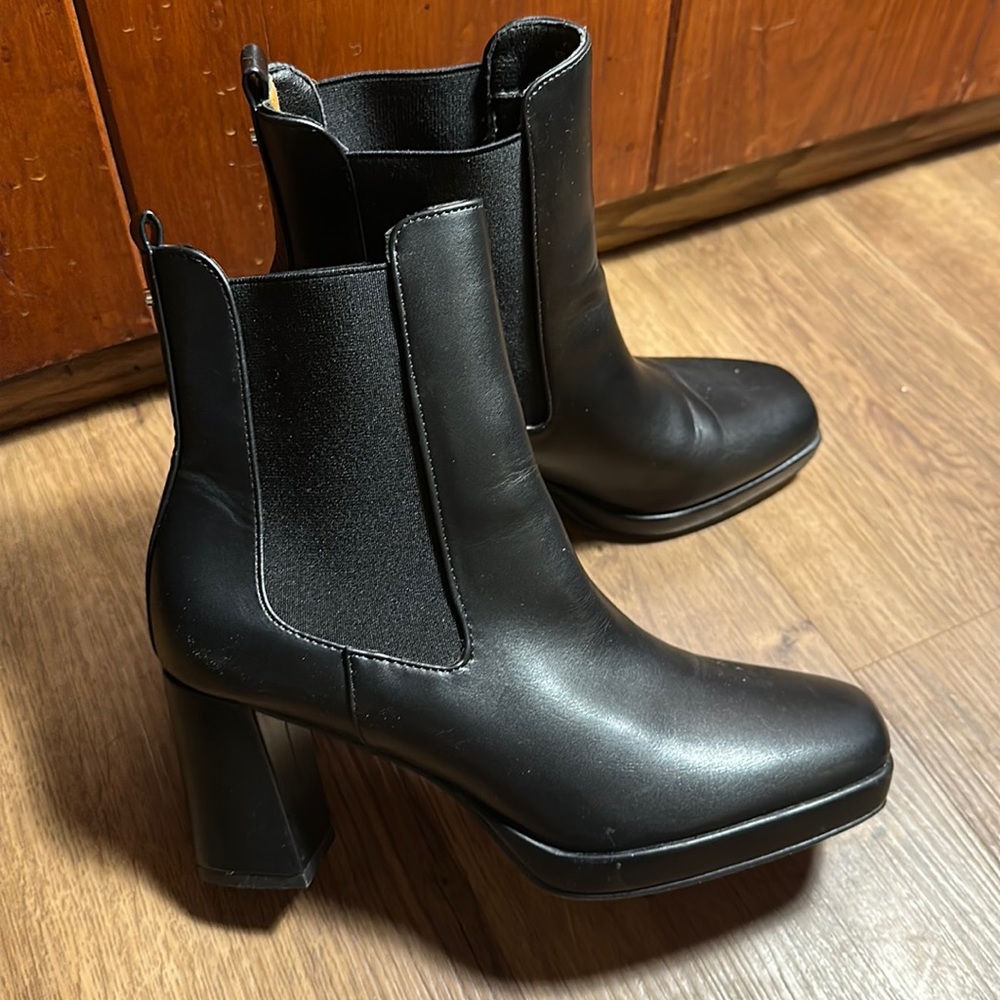 Womens ankle shoe boot
